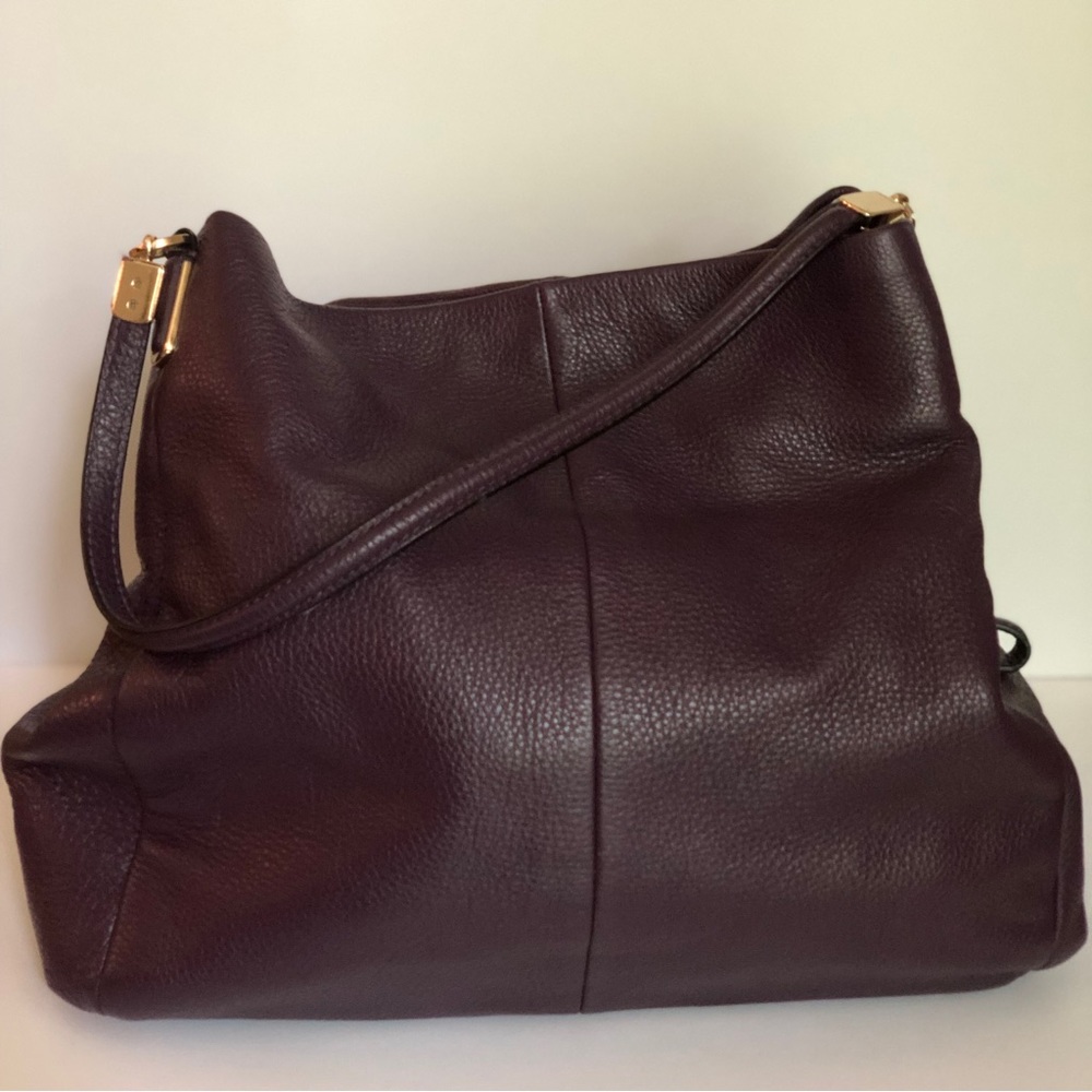 🐎💜 Coach Genuine Leather Dark Purple Purse